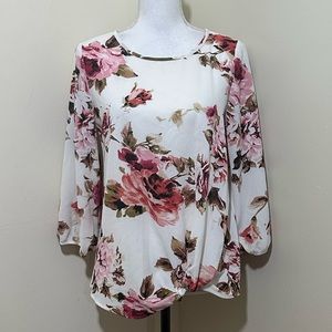 Sara Michelle || Woman’s Floral Top, Size Small